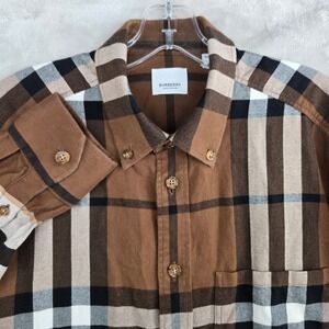 Burberry Nova Check Plaid‎ Creeton flannel Button Down Shirt Men's Size Medium